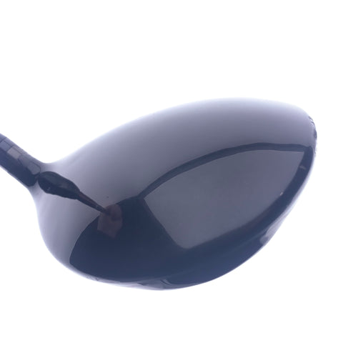 Used Titleist 913 D2 Driver / 9.5 Degrees / Regular Flex