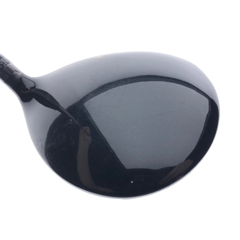 Used Titleist 915 D2 Driver / 10.5 Degrees / Stiff Flex