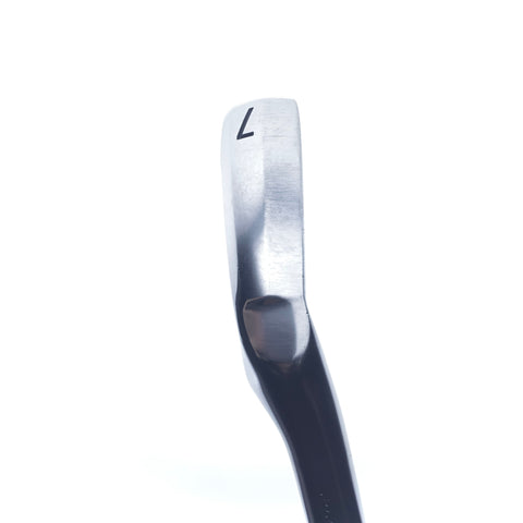 Used Srixon ZX7 7 Iron / 32 Degrees / X-Stiff Flex