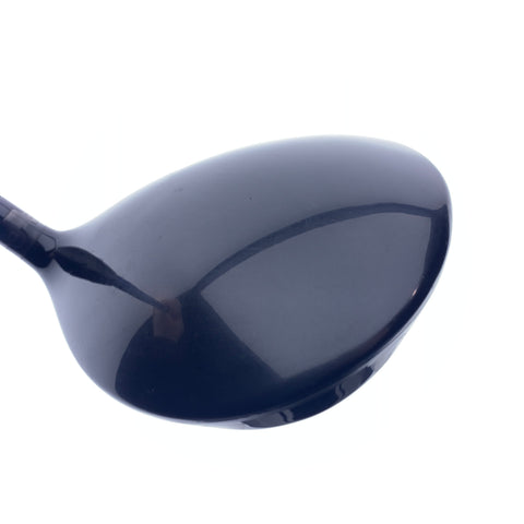 Used Titleist 913 D2 Driver / 9.5 Degrees / Regular Flex