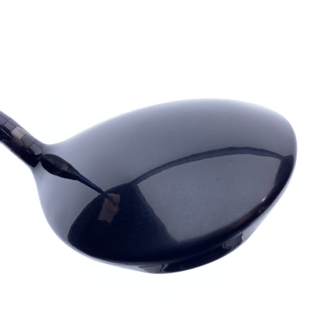 Used Titleist 913 D2 Driver / 9.5 Degrees / Stiff Flex