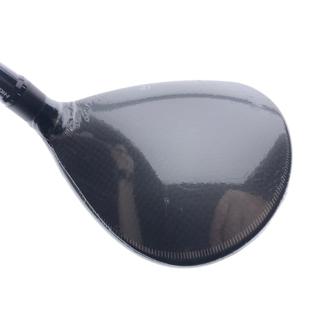 NEW TaylorMade Qi4D 5 Fairway Wood / 18.0 Degrees / Stiff Flex