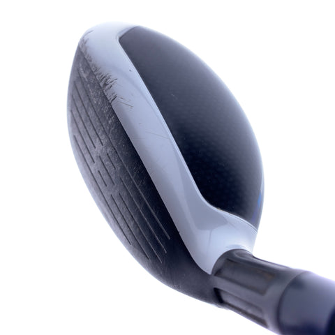 Used TaylorMade Sim2 Max Rescue 4 Hybrid / 22.0 Degrees / Regular Flex