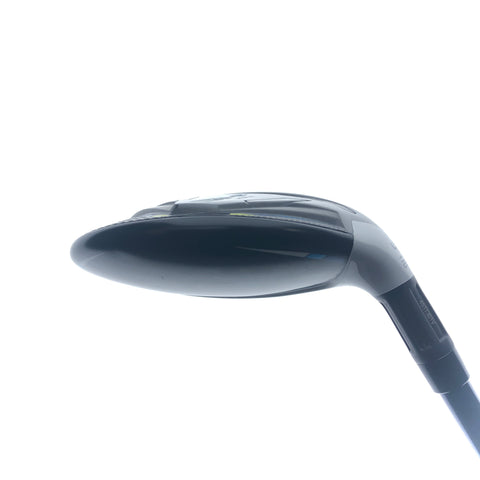 Used TaylorMade Sim2 Max Rescue 4 Hybrid / 22.0 Degrees / Regular Flex