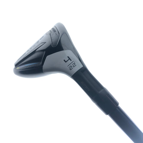 Used TaylorMade Sim2 Max Rescue 4 Hybrid / 22.0 Degrees / Regular Flex