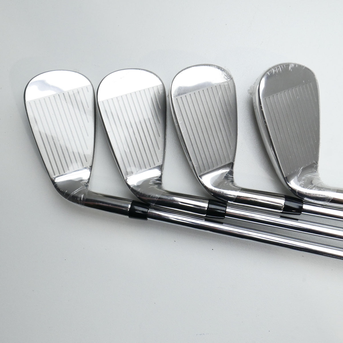 NEW Callaway Paradym Ai Smoke Iron Set / 5 - SW / Regular Flex