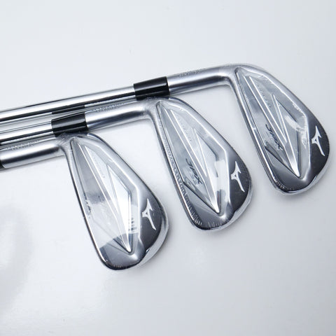 NEW Mizuno JPX 923 Forged Iron Set / 5 - PW / Regular Flex / Left-Handed