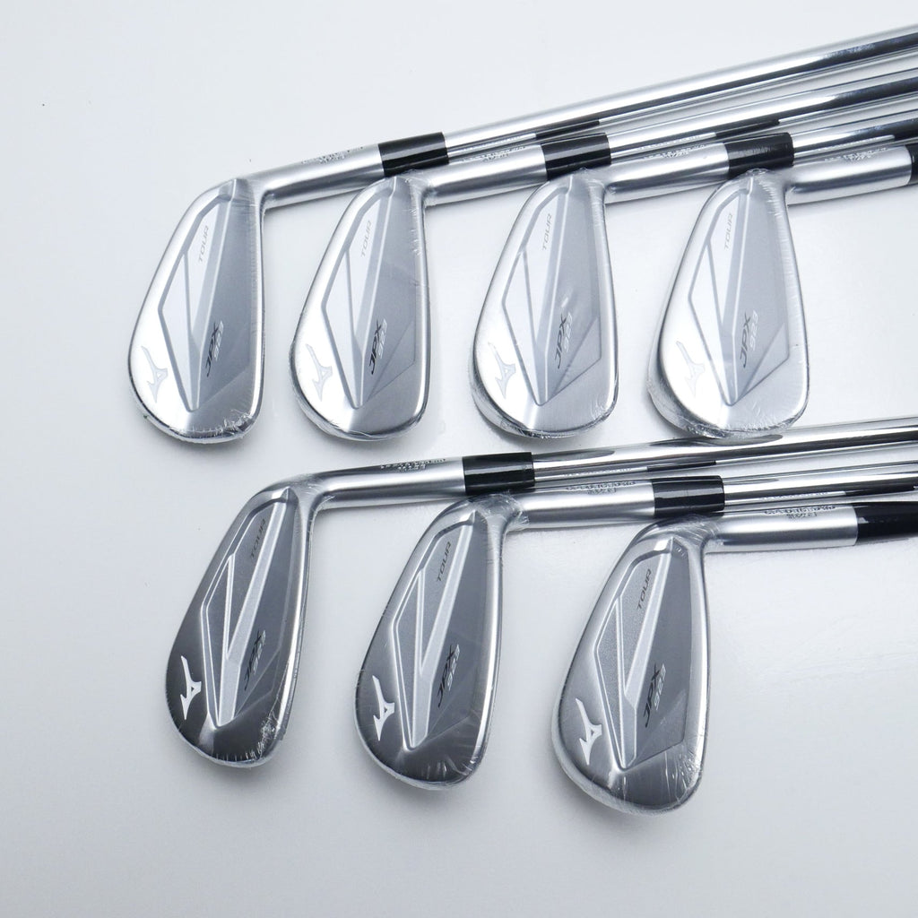 NEW Mizuno JPX 923 Tour Iron Set / 4 - PW / Stiff Flex