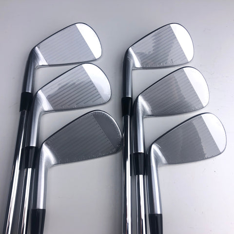 NEW Mizuno JPX 923 Tour Iron Set / 5 - PW / Stiff Flex