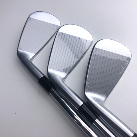 NEW Mizuno JPX 923 Tour Iron Set / 5 - PW / Stiff Flex