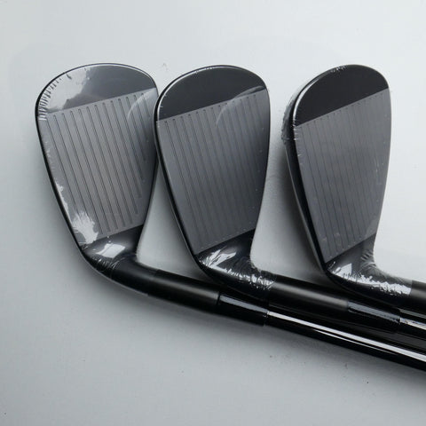 NEW Mizuno JPX 925 Hot Metal Black Iron Set / 5 - PW / Stiff Flex