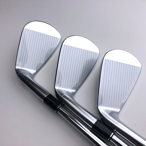 NEW Srixon ZX7 MKII Iron Set / 5 - PW / Stiff Flex