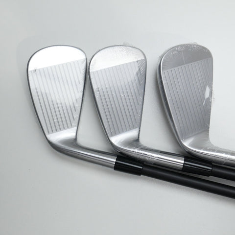 NEW TaylorMade P790 2025 Iron Set / 5 - PW / Regular Flex / 1.25 Inches Longer
