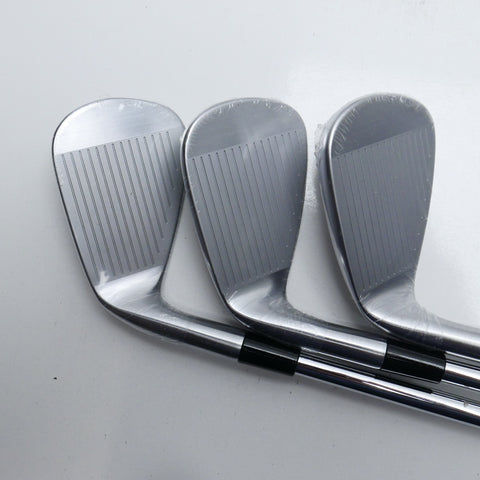 NEW TaylorMade P790 2025 Iron Set / 5 - PW / Regular Flex