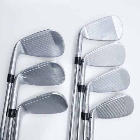 NEW TaylorMade Qi Iron Set / 5 - PW + AW / X-Stiff Flex