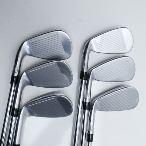 NEW TaylorMade Qi Iron Set / 5 - PW / Regular Flex