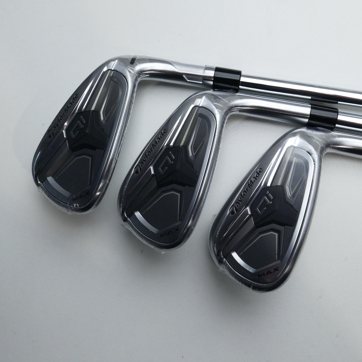 NEW TaylorMade Qi Max Iron Set / 5 - PW / Stiff Flex