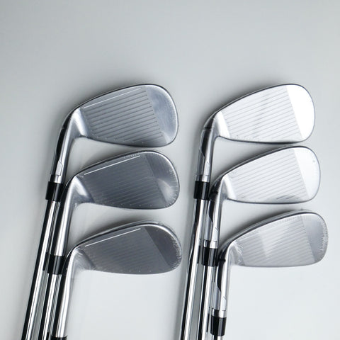 NEW TaylorMade Qi Max Iron Set / 5 - PW / Stiff Flex