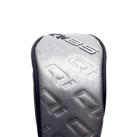 NEW TaylorMade Qi35 4 Hybrid / 22 Degrees / Stiff Flex