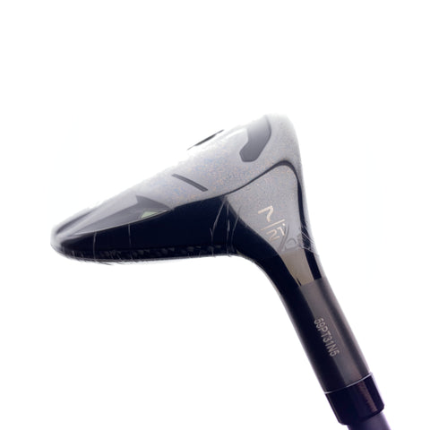 NEW TaylorMade Qi35 7 Fairway Wood / 21 Degrees / Regular Flex