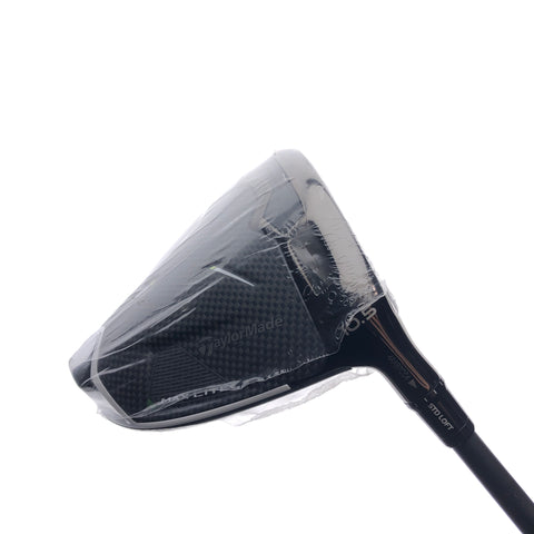 NEW TaylorMade Qi35 Max Lite Driver / 10.5 Degrees / Regular Flex