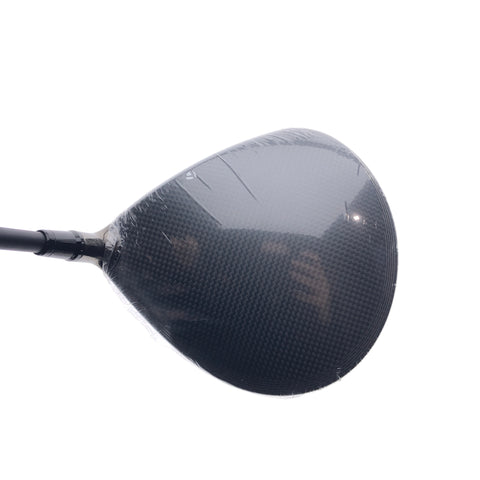 NEW TaylorMade Qi35 Max Lite Driver / 10.5 Degrees / Regular Flex