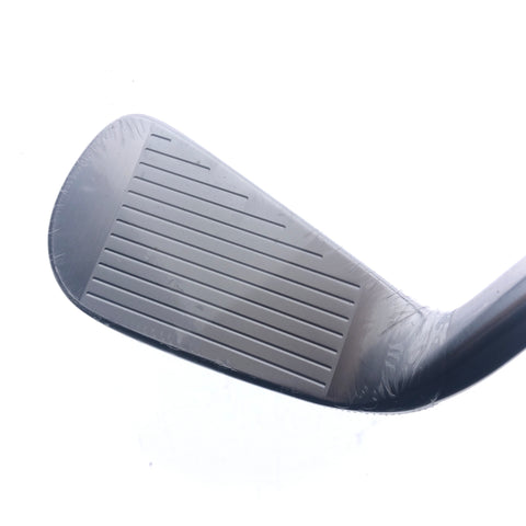 NEW Titleist U505 2023 2 Hybrid / 17 Degrees / X-Stiff Flex / TOUR AD