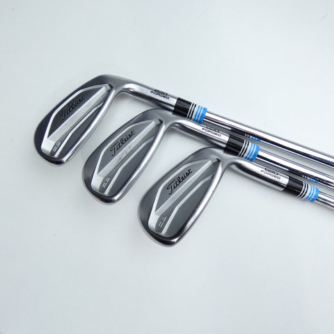 Used Titleist 620 CB Iron Set / 4 - PW / X-Stiff Flex