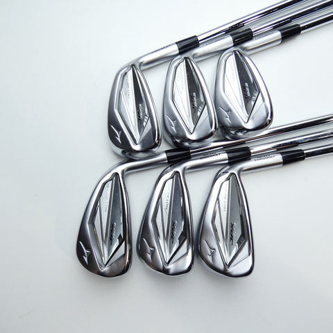 Used Mizuno JPX 923 Hot Metal Iron Set / 5 - PW / Regular Flex