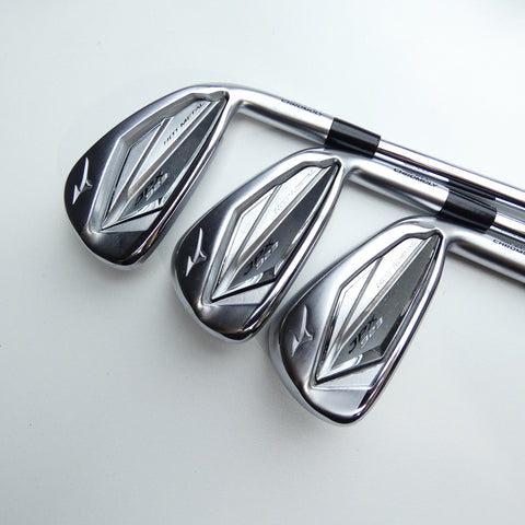 Used Mizuno JPX 923 Hot Metal Iron Set / 5 - PW / Regular Flex