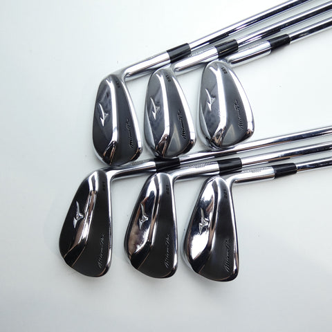 Used Mizuno Pro 221 Iron Set / 5 - PW / Stiff Flex