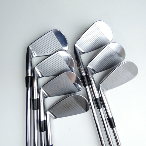Used Mizuno MP-58 Iron Set / 4 - PW / Regular Flex