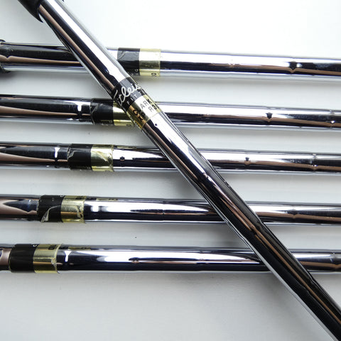 Used Titleist MB 712 Iron Set / 5 - PW / Regular Flex