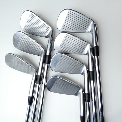Used Mizuno Pro 223 Iron Set / 4 - PW / X-Stiff Flex