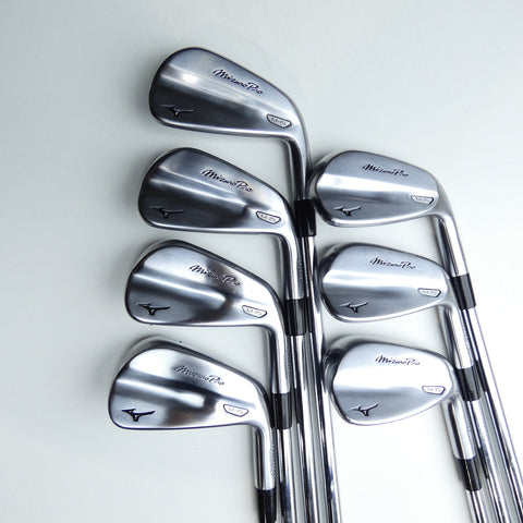Used Mizuno M-15 Iron Set / 4 - PW / Stiff Flex