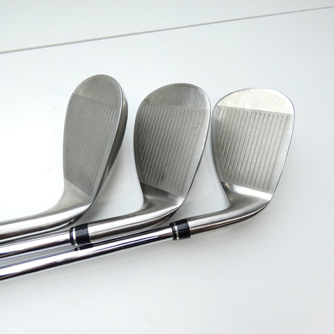 Used XXIO 12 Iron Set / 6 - SW + AW / Regular Flex / Left-Handed