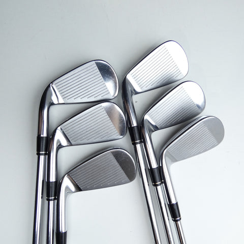 Used TaylorMade R11 Iron Set / 4 - 9 IRON / Regular Flex