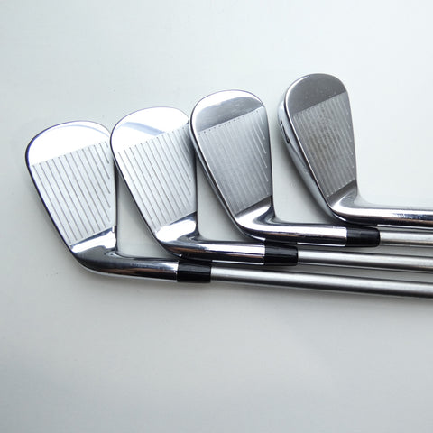 Used Callaway Apex Pro 19 Iron Set / 4 - PW / Stiff Flex