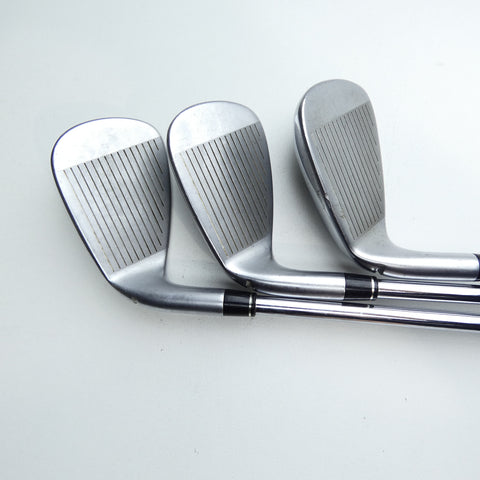 Used TaylorMade RocketBladez Iron Set / 4 - PW / Stiff Flex