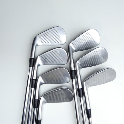 Used Titleist 712 MB & 712 CB Combo Iron Set / 4 - PW / X-Stiff Flex