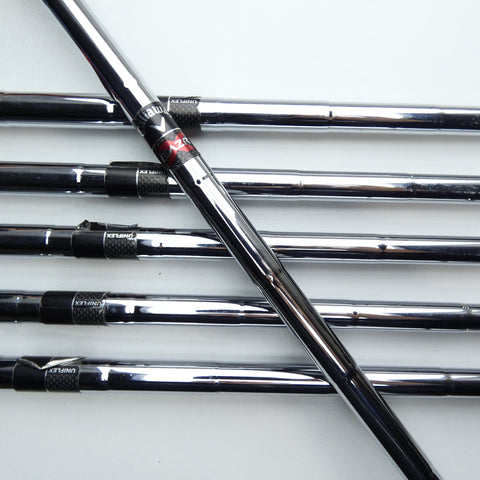Used Callaway Razr X Iron Set / 4 - 9 / Regular Flex