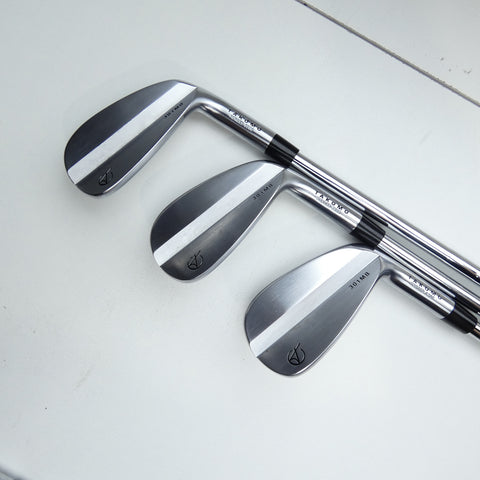 Used Takomo 301 CB & 301 MB Combo Set Iron Set / 4 - PW / Stiff Flex