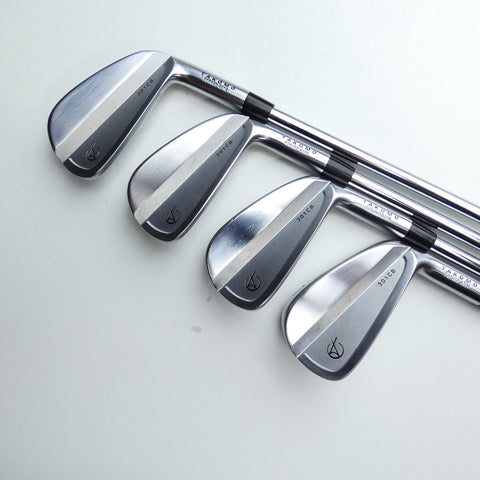 Used Takomo 301 CB & 301 MB Combo Set Iron Set / 4 - PW / Stiff Flex