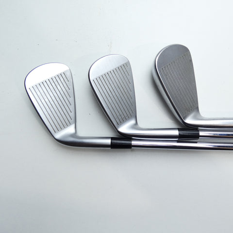 Used Mizuno JPX 923 Forged Iron Set / 5 - PW / Stiff Flex