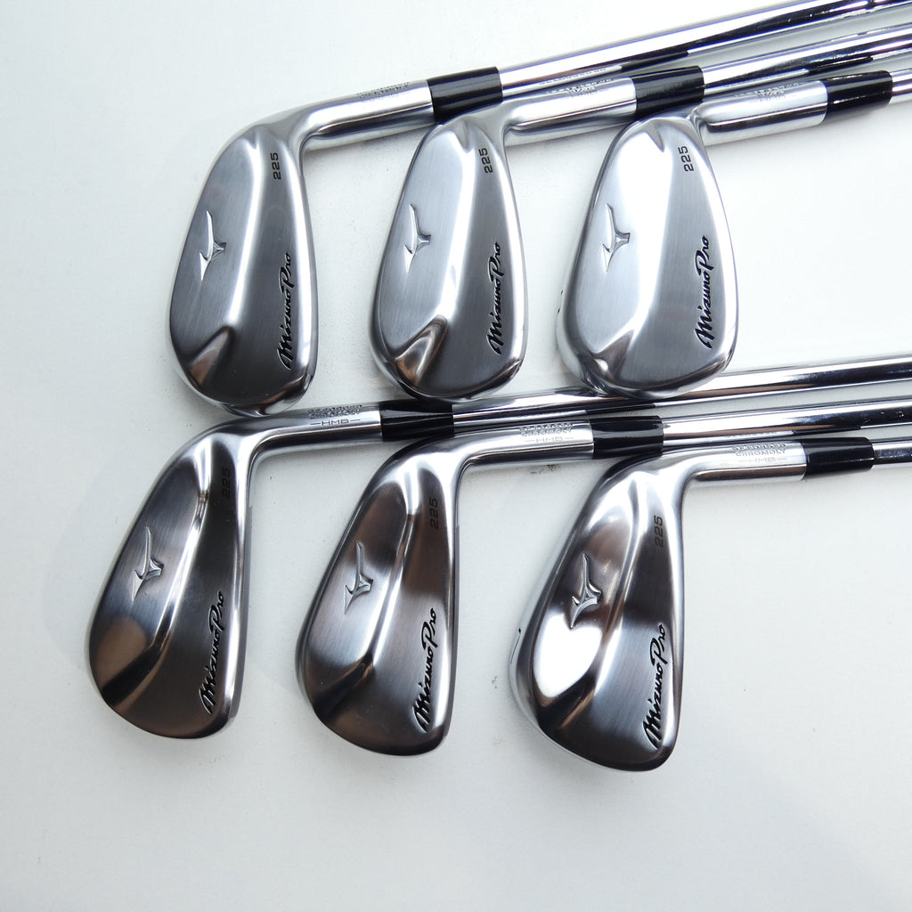 Used Mizuno Pro 225 Iron Set / 5 - PW / Stiff Flex