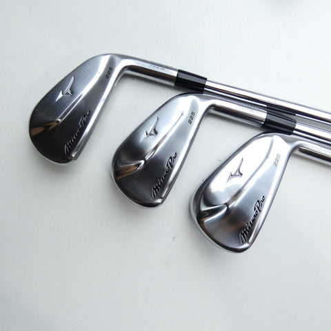 Used Mizuno Pro 225 Iron Set / 5 - PW / Stiff Flex