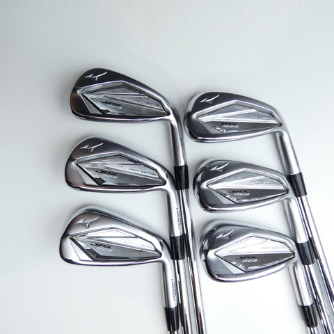 Used Mizuno JPX 923 Hot Metal Iron Set / 5 - PW / Regular Flex