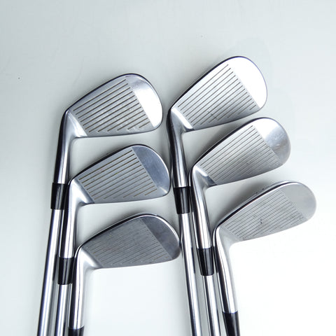 Used Mizuno Pro 221 Iron Set / 5 - PW / X-Stiff Flex