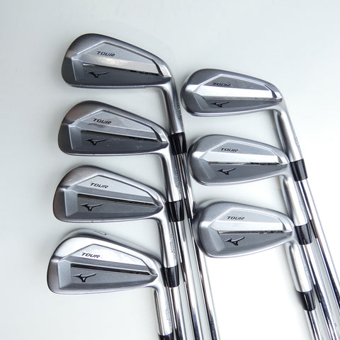 Used Mizuno JPX 921 Tour Iron Set / 4 - PW / X-Stiff Flex