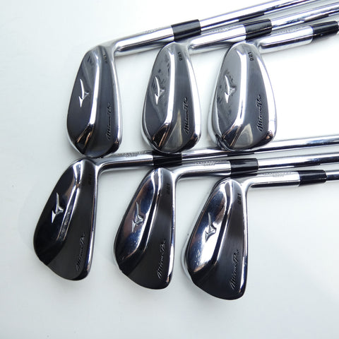 Used Mizuno Pro 221 Iron Set / 5 - PW / Stiff Flex